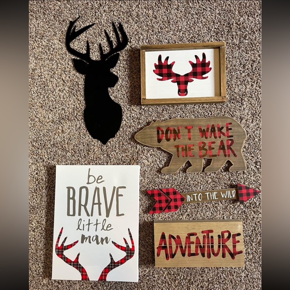 Boys bedroom wall decor